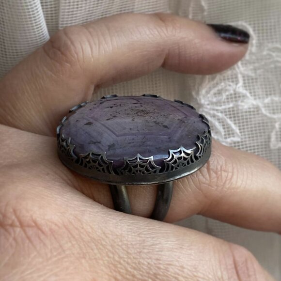 Eye Want Dark Star Ruby Web Ring - Picture 2 of 3